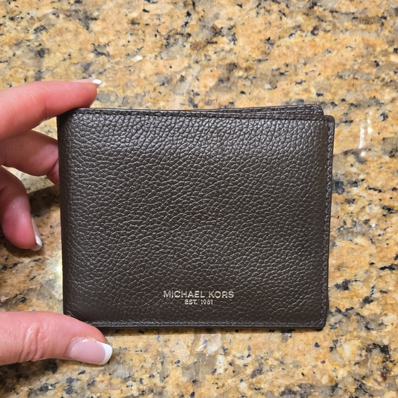 Michael Kors Handbags - Michael Kors Dark Brown Leather Card Holder